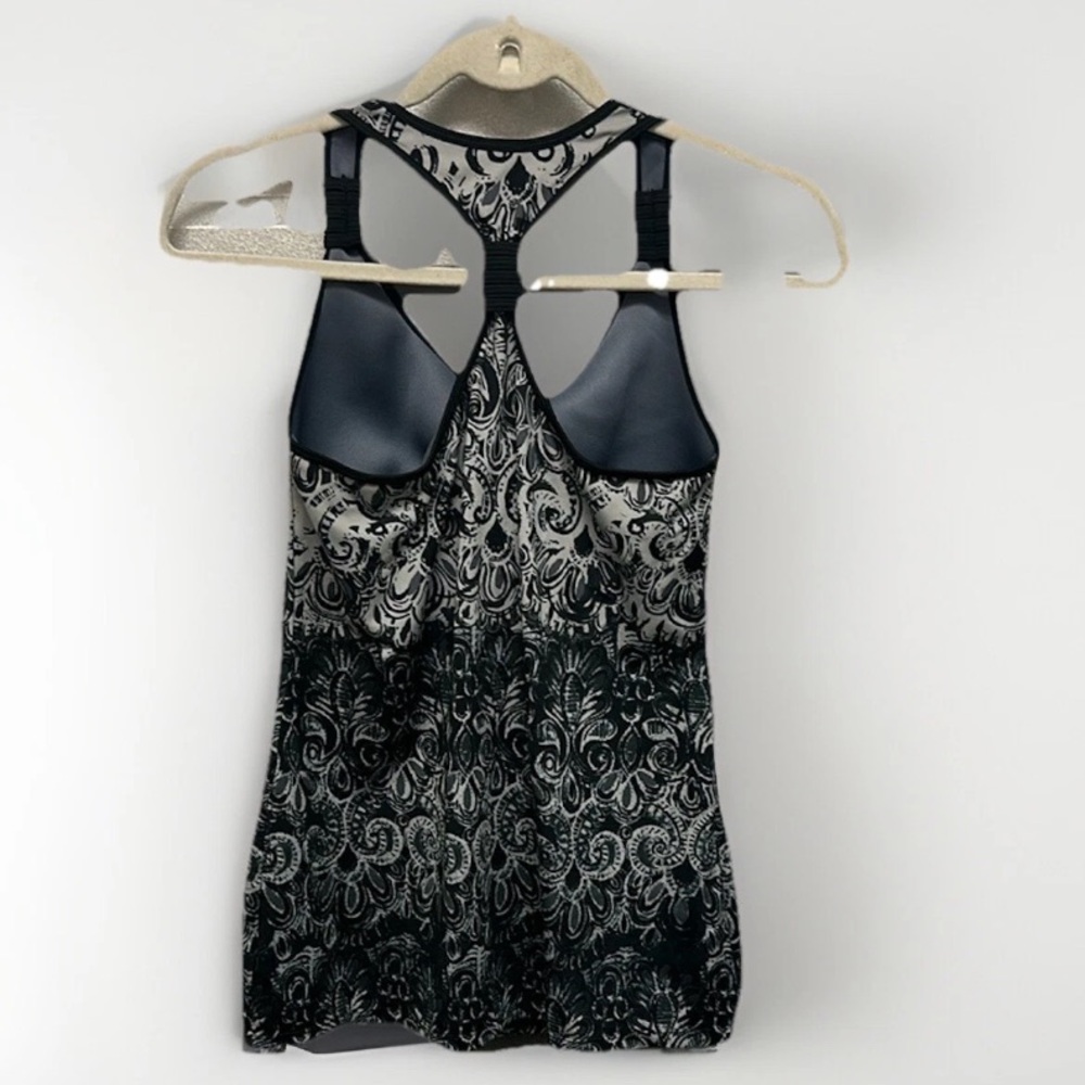 Vintage ATHLETA Women’s Sleeveless Backless Activewear Paisley Tank Top Sz Small